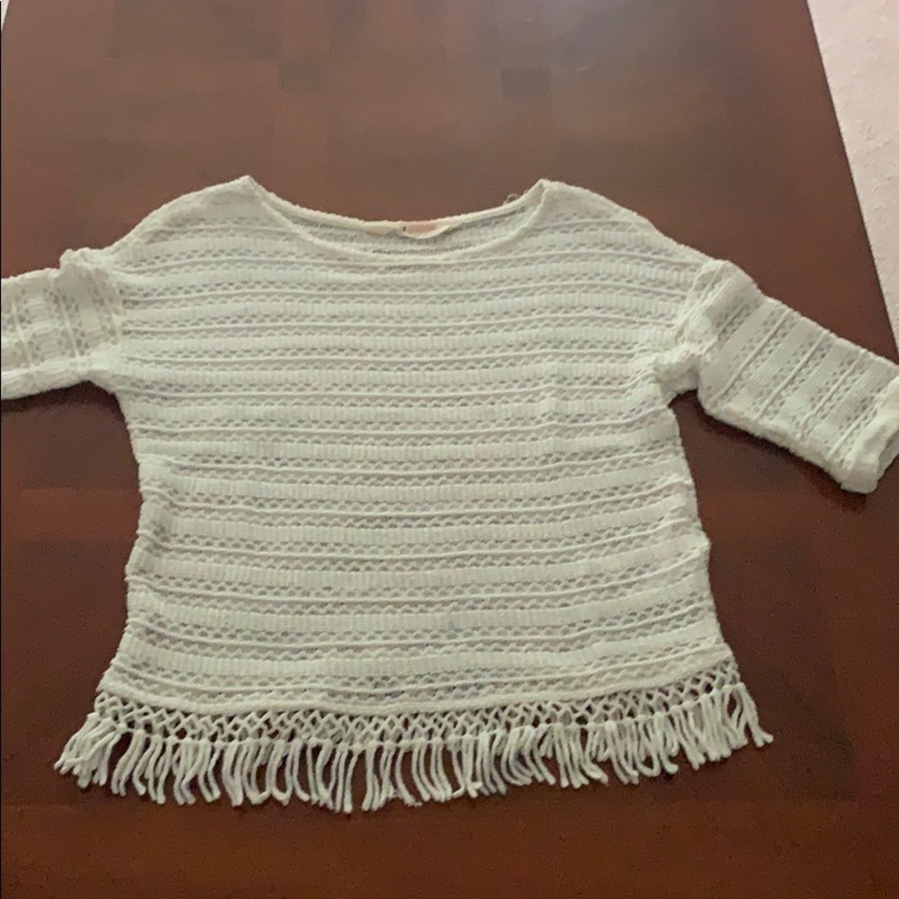 Girl’s sweater